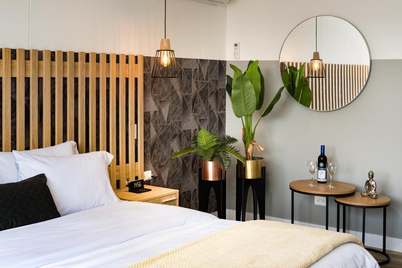 Go Living And Suites - Jalo Rent Медельин Экстерьер фото