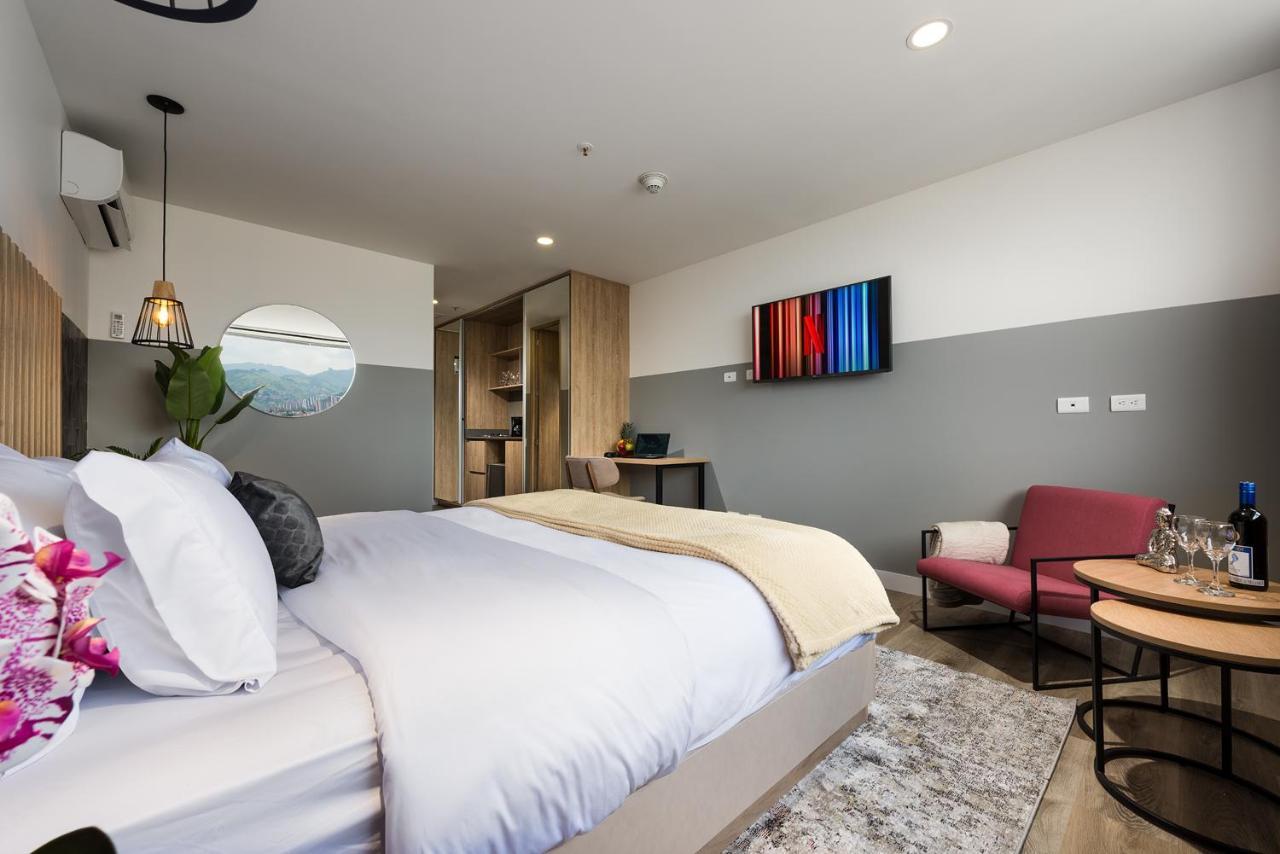 Go Living And Suites - Jalo Rent Медельин Экстерьер фото