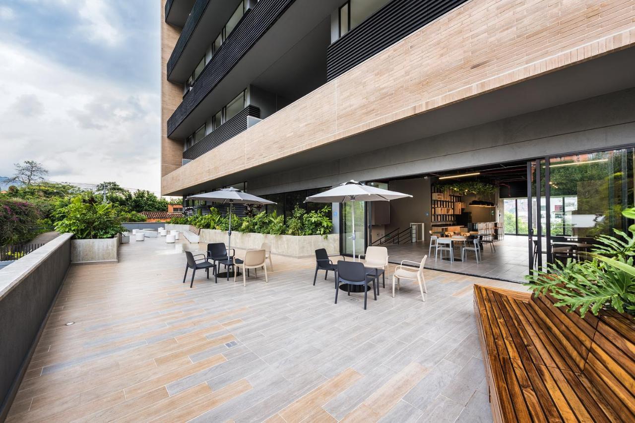 Go Living And Suites - Jalo Rent Медельин Экстерьер фото
